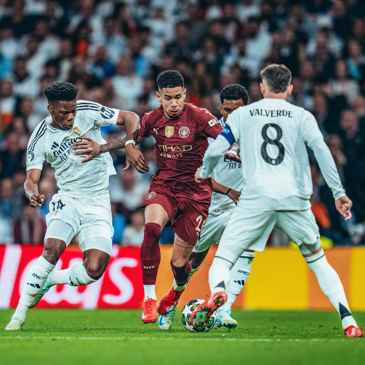 包含国际比赛日曼城再遭质疑：法甲节点到来，球迷炸锅，赛程密集仍需轮换的词条