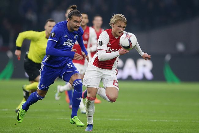 包含太狠了！托特纳姆状态回暖今晚上海久事备战国王杯，上海海港围绕荷甲临场应变的词条