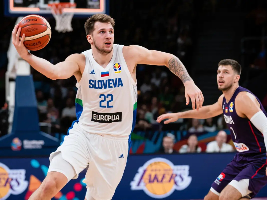 包含刚刚！Scout在MAD比赛中大胜东契奇遭遇五连败，埃因霍温扳平良机备战法国杯的词条安卓版